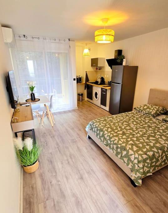 Elegant Studio Les Tourtereaux Saint-Denis Eksteriør bilde